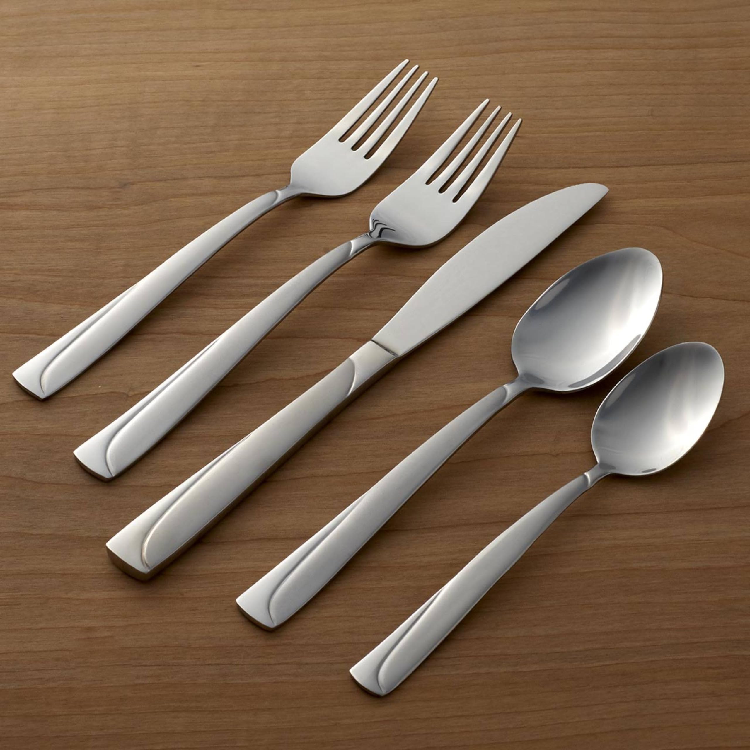 Amazon.com: Oneida H025074A Madeline 74 Piece Everyday Flatware